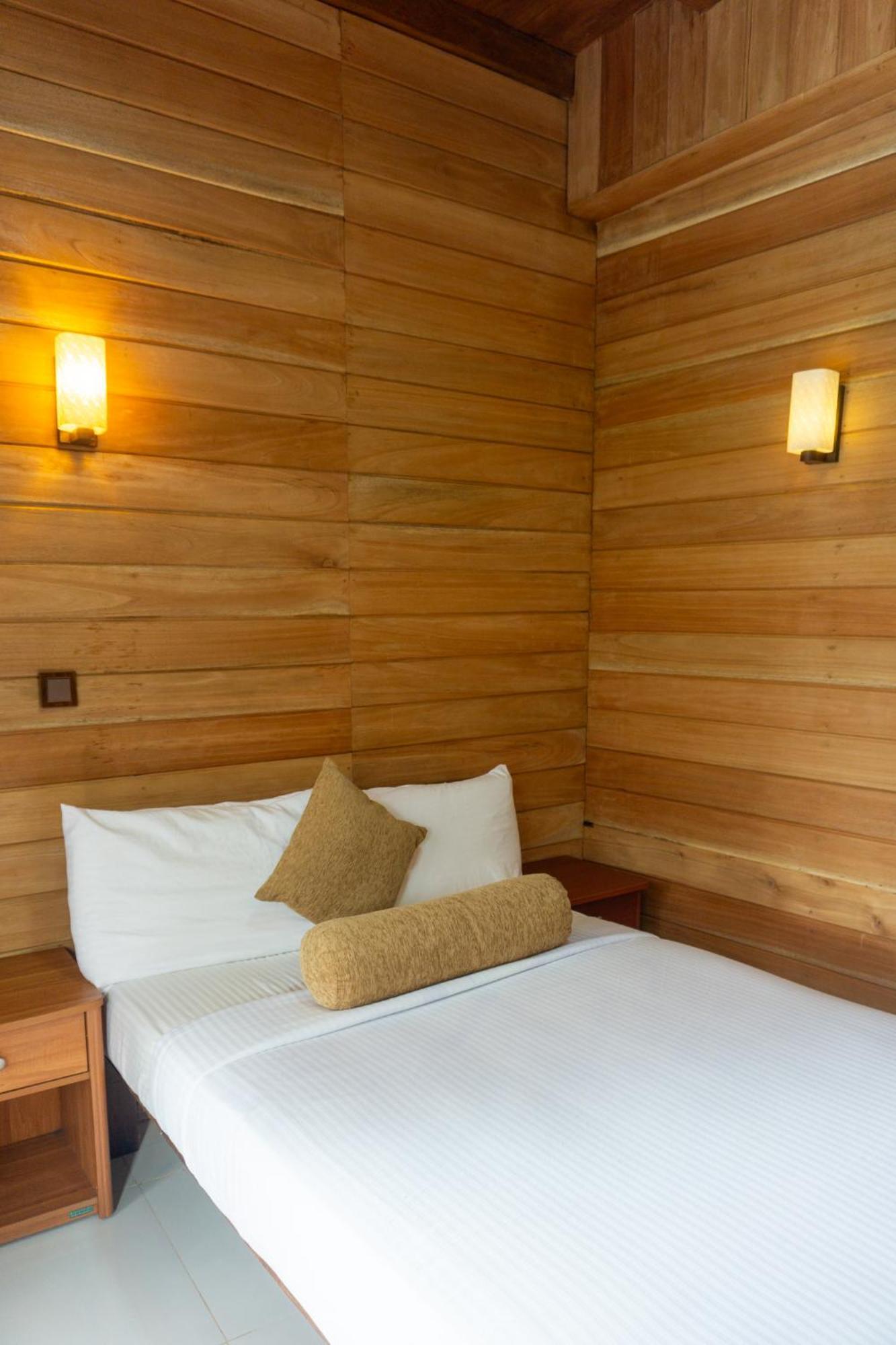Refresh Inn 埃拉 外观 照片