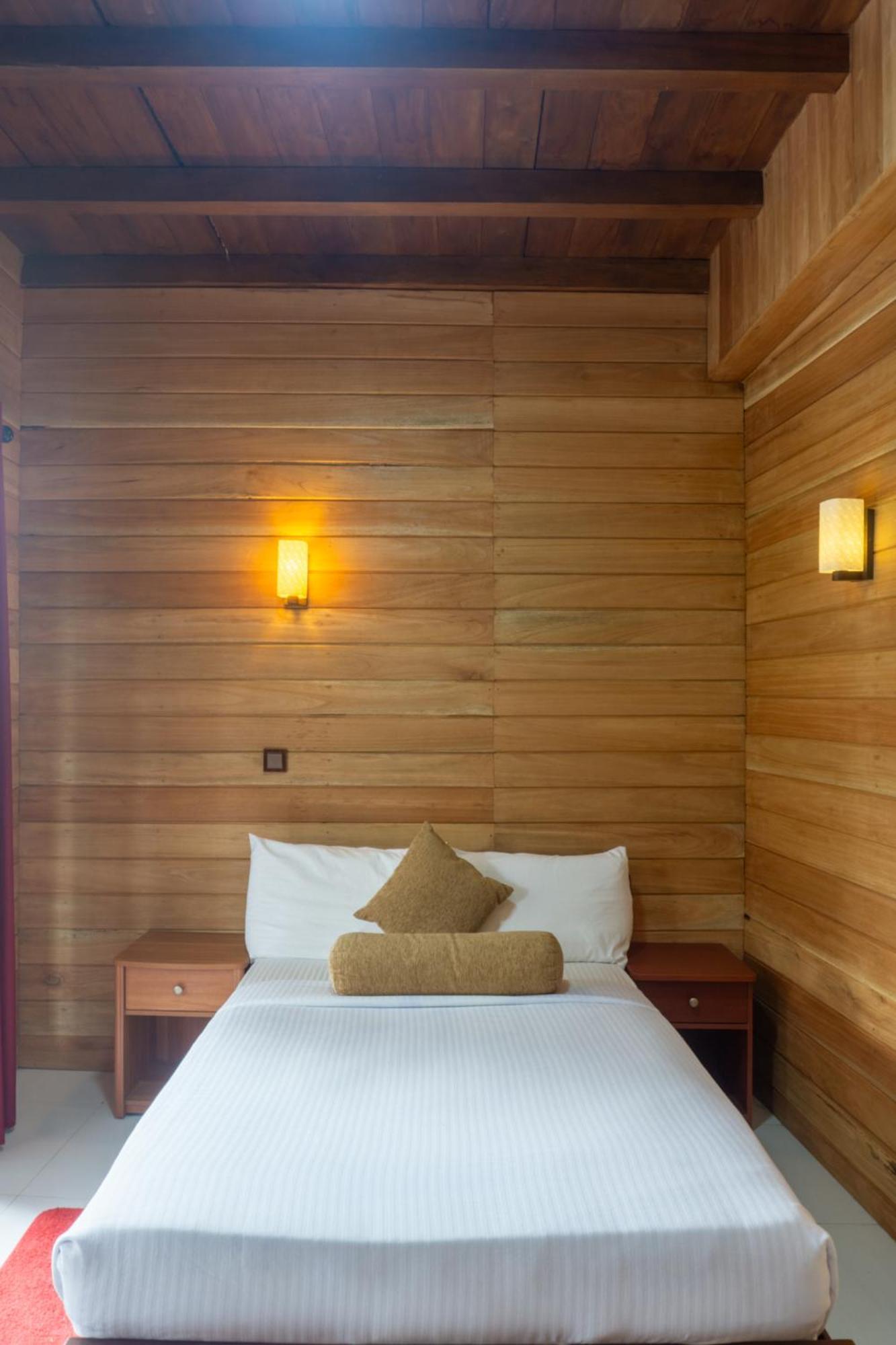 Refresh Inn 埃拉 外观 照片